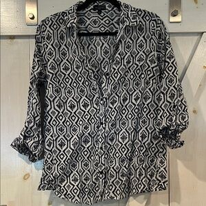 The Limited blue and White Patterned Button Down Shirt